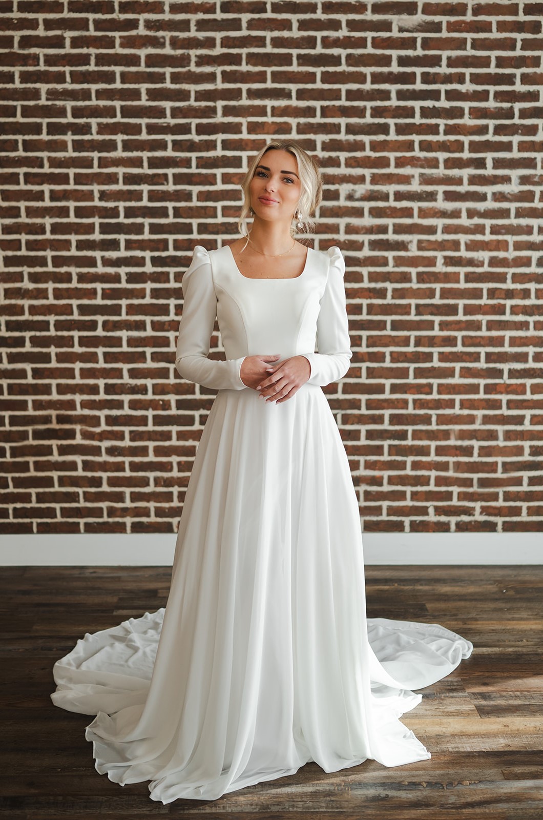 Idaho's largest inventory of modest wedding gowns Idaho's largest inventory of modest wedding gowns